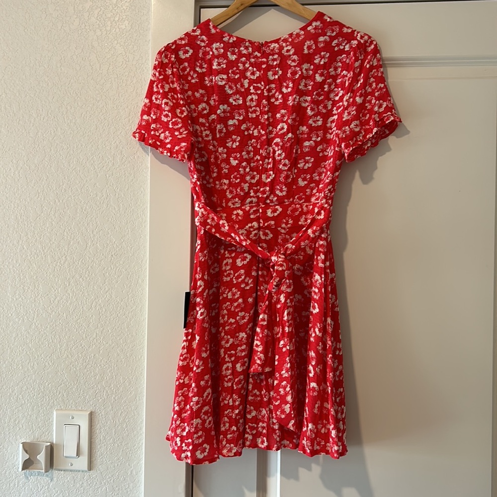Mini Floral Dress 🌸 - Picture 7 of 7